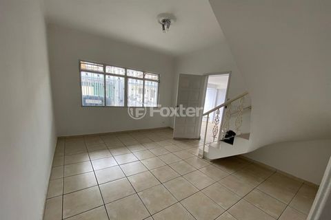 Image 10 - 876365