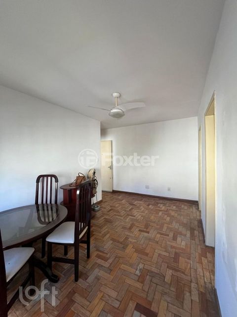 Image 3 - 876373