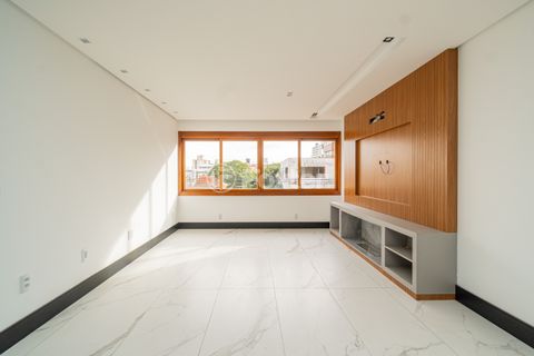Image 4 - 876382