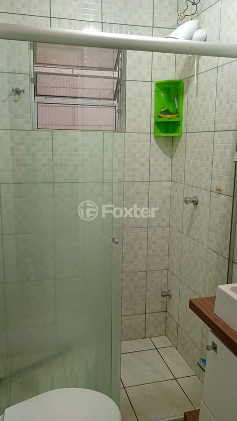 Image 7 - 876404