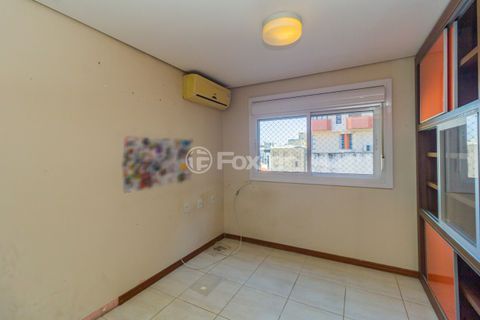 Image 10 - 876413