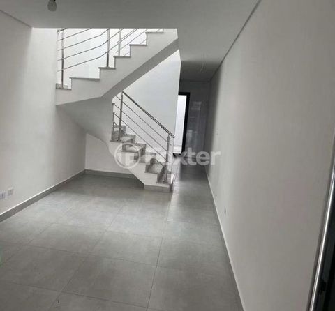 Image 7 - 876418