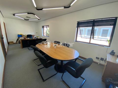 Image 3 - 876449