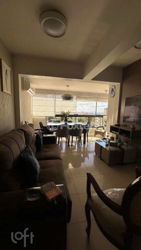 Image 3 - 876473