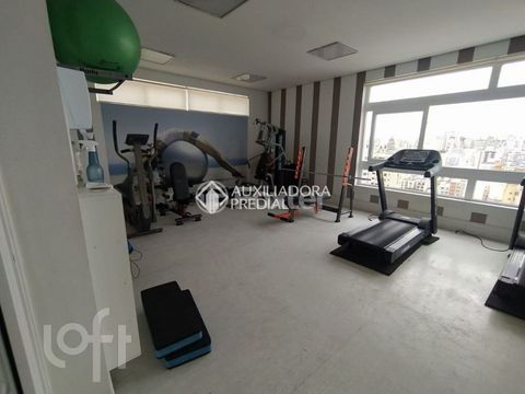 Image 17 - 876481