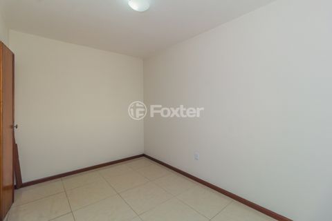 Image 11 - 876516