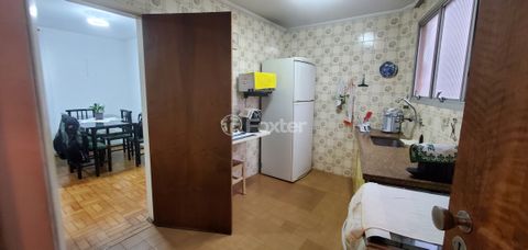 Image 3 - 876517