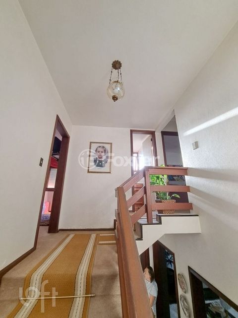 Image 9 - 876533