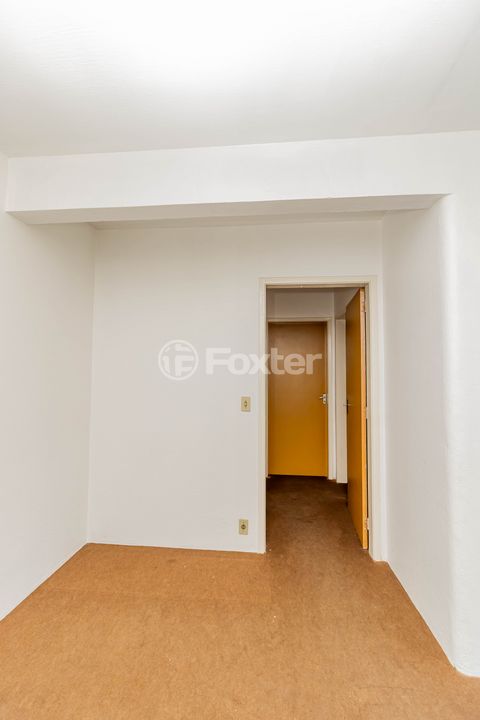 Image 7 - 876539