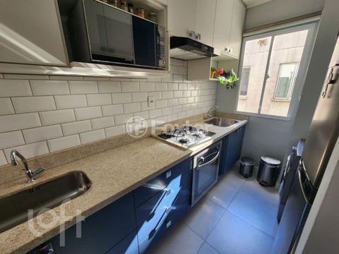 Image 6 - 876557
