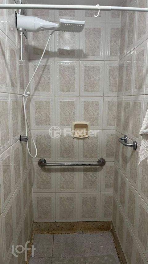 Image 9 - 876562