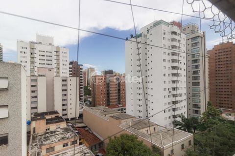 Image 9 - 876565