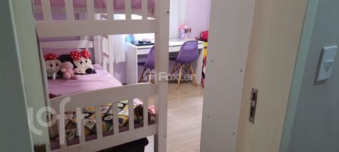 Image 7 - 876571