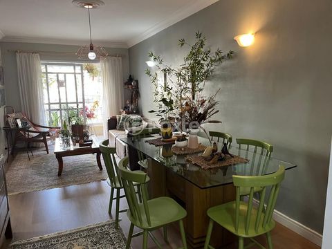 Image 2 - 876573