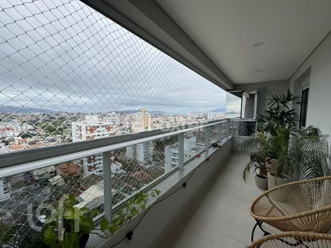 Image 7 - 876598
