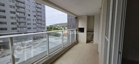 Image 17 - 876599