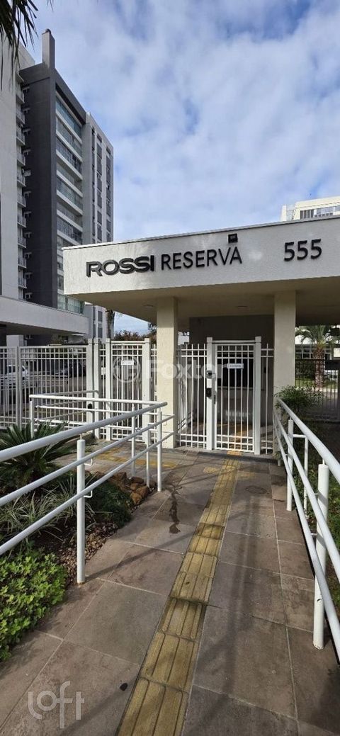 Image 1 - 876599