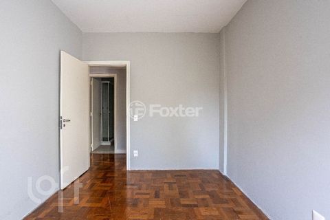 Image 17 - 876600