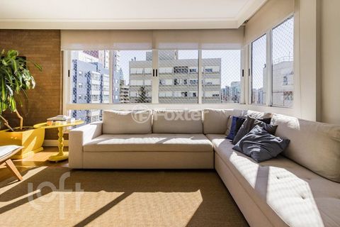Image 6 - 876616