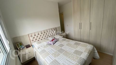 Image 8 - 876617