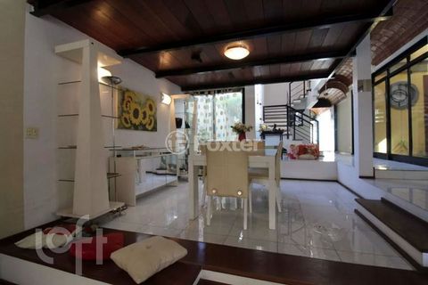 Image 9 - 876626