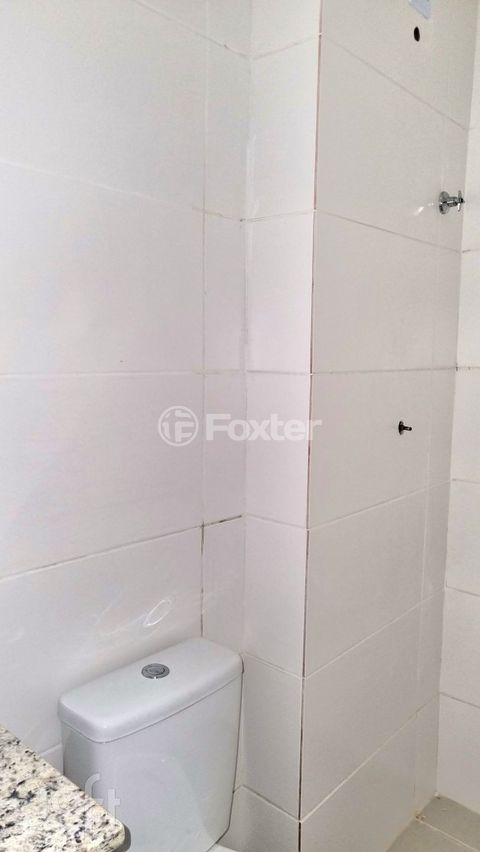Image 9 - 876639