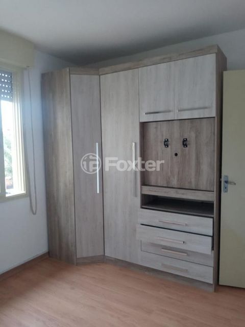 Image 9 - 876646