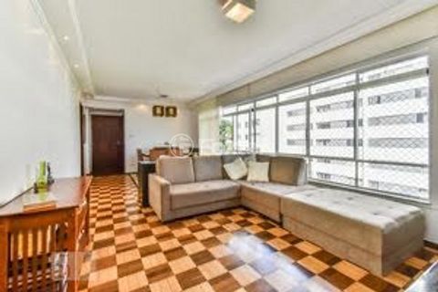 Image 8 - 876660