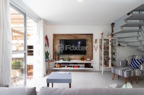 Image 6 - 876683