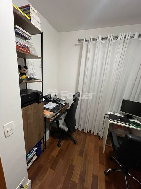 Image 2 - 876686