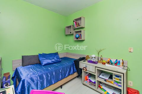 Image 19 - 876692