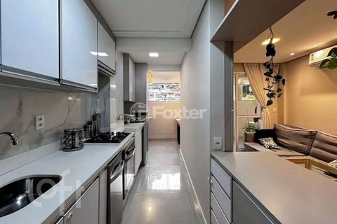 Image 11 - 876696