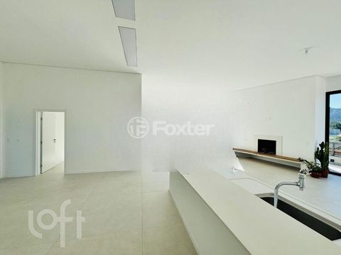 Image 5 - 876710