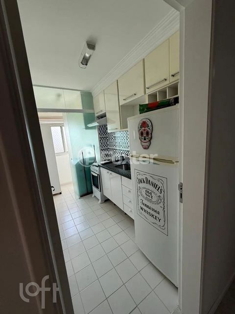 Image 2 - 876714