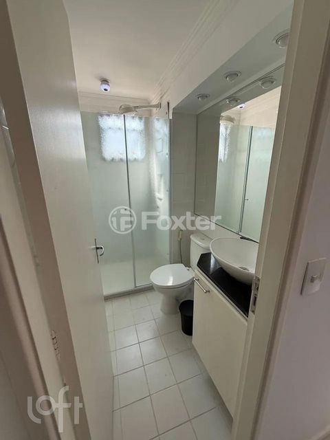 Image 8 - 876714
