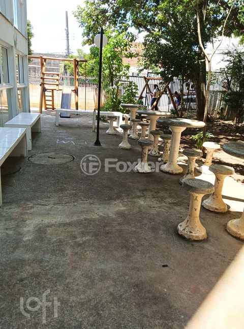 Image 11 - 876723