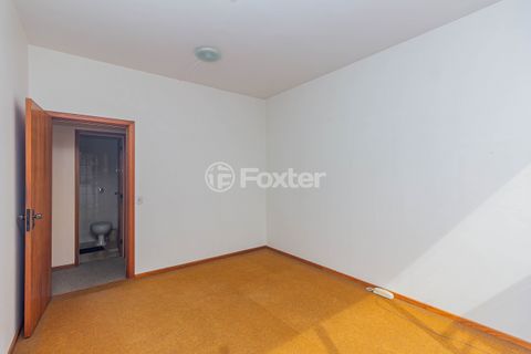 Image 3 - 876726