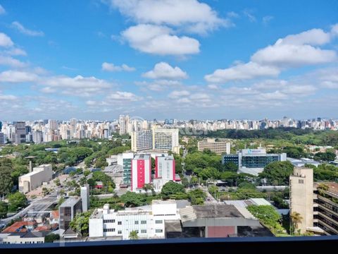 Image 8 - 876774