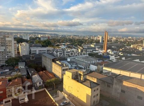 Image 4 - 876777