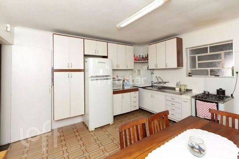 Image 18 - 876781