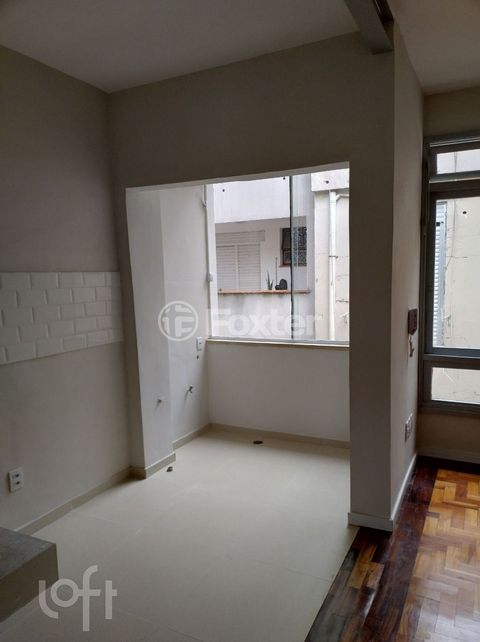 Image 3 - 876790