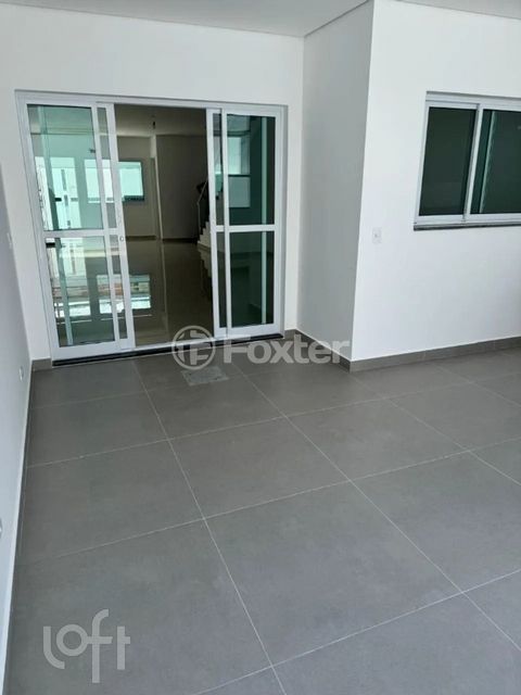 Image 1 - 876795