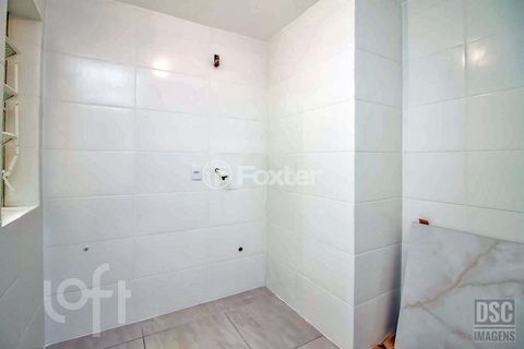 Image 6 - 876839