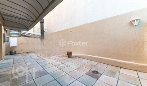 Image 3 - 876842