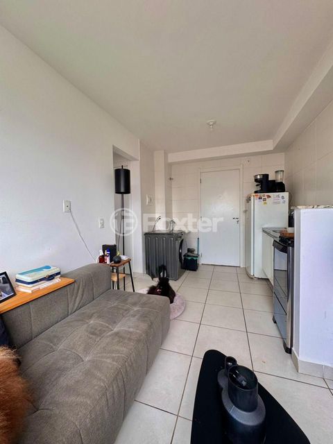 Image 1 - 876845