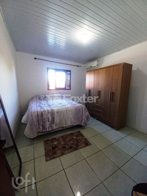 Image 7 - 876857