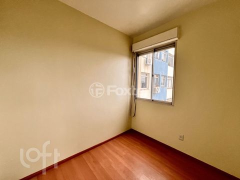 Image 8 - 876859
