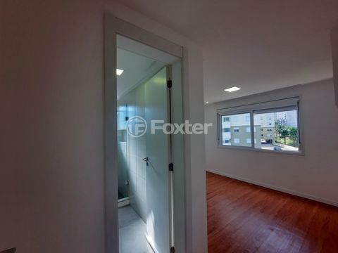 Image 7 - 876868