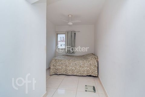 Image 7 - 876869