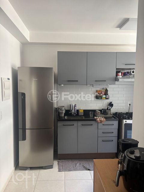 Image 3 - 876872
